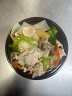 Best Steam Chicken w. Mixed Vegetables in Springfield, TN